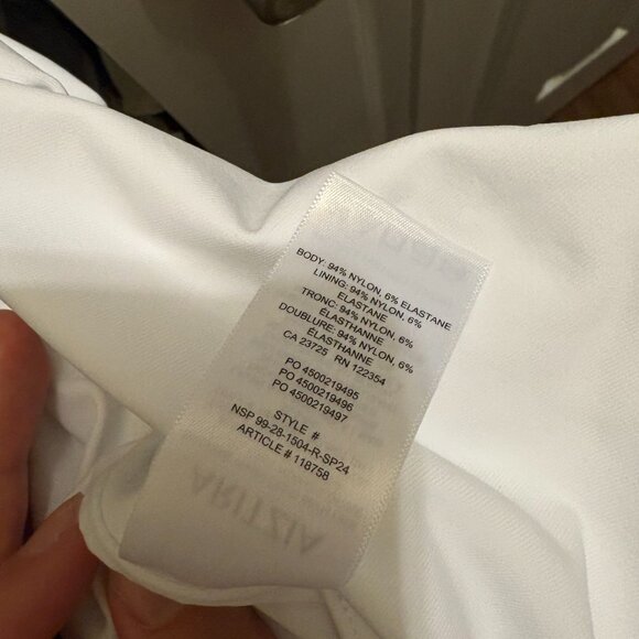 Aritzia Original Contour Squareneck Bodysuit - White - Size M - Picture 7 of 7